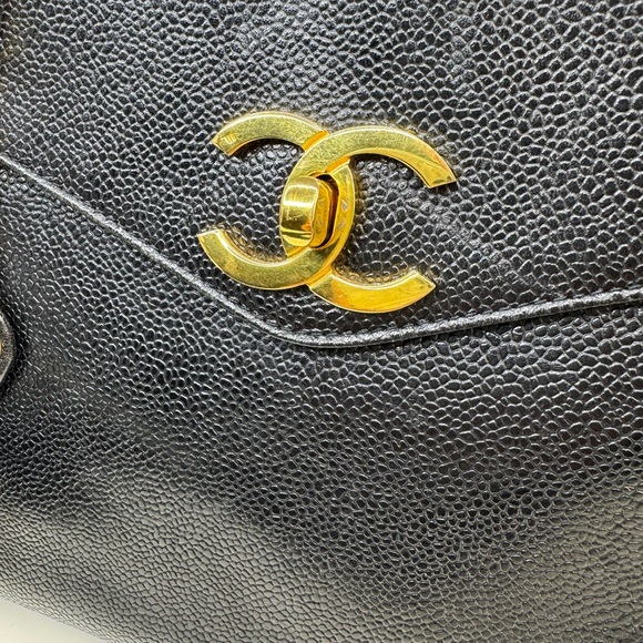 CHANEL Caviar Flap Shoulder Bag Black - Picture 2 of 12